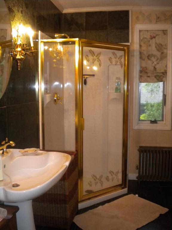 Fleetwood House Bed And Breakfast Портленд Экстерьер фото